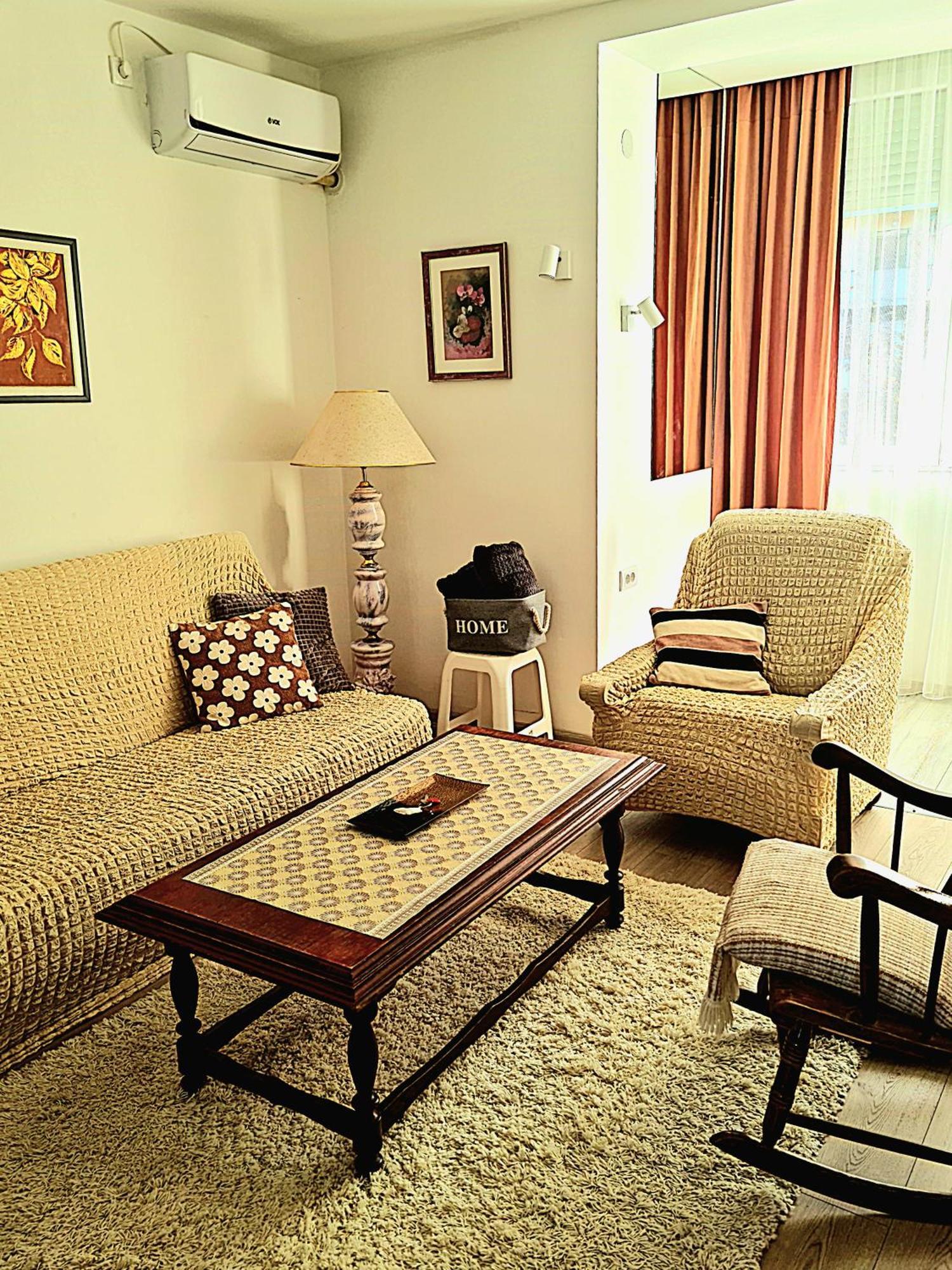Citys Apartment Apatin Bagian luar foto
